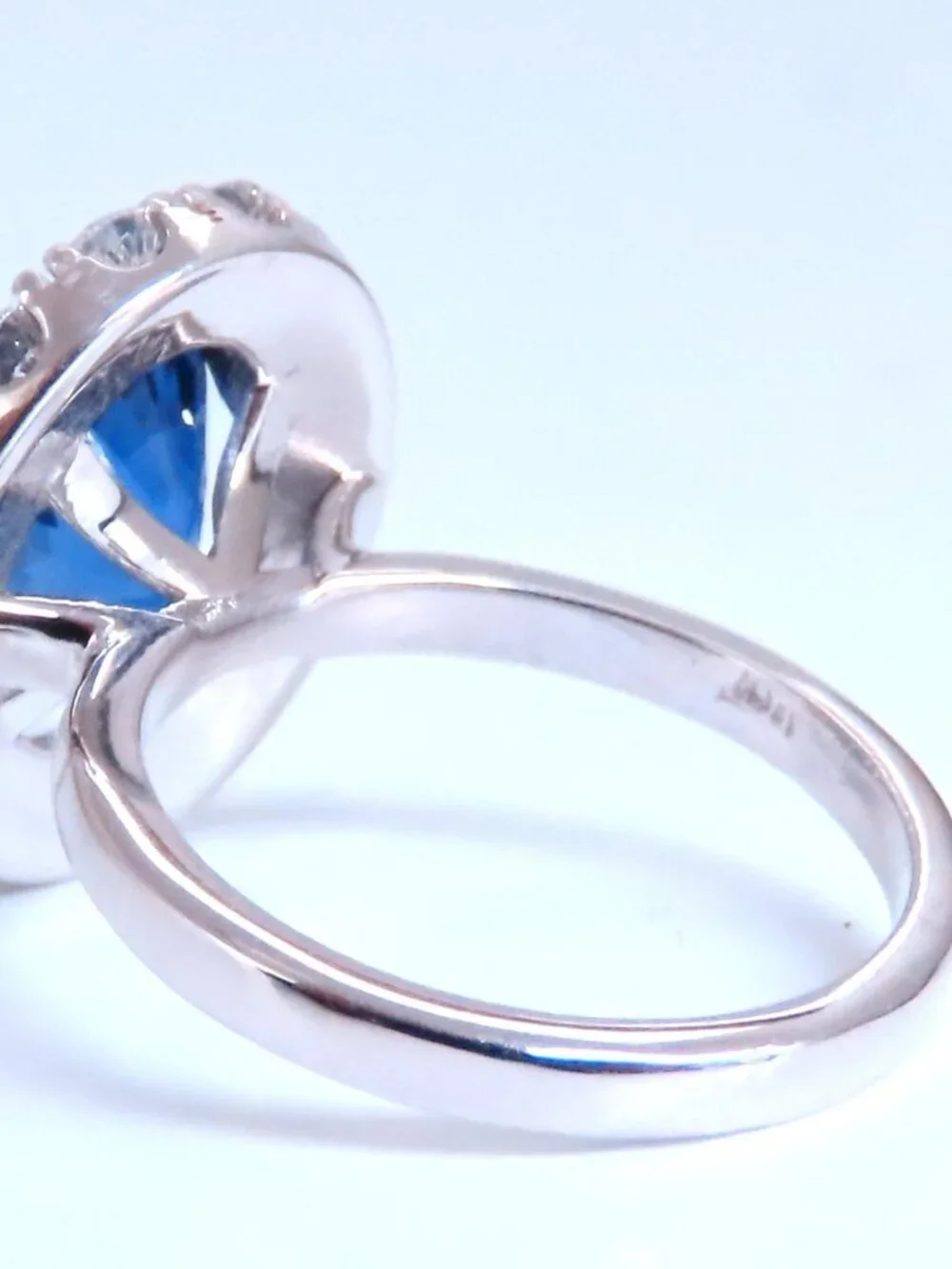 GIA Certified 5.75ct Natural No Heat Sapphire Diamonds Cluster Ring 18Kt*